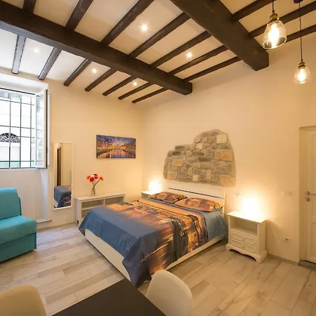 Visit Florentia Apartment-3
